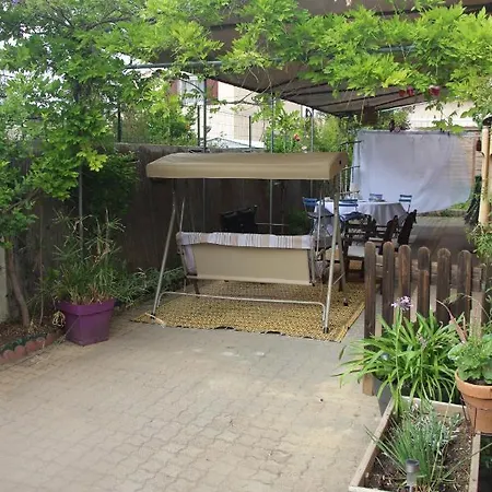 Hotell Sous Les Etoiles Exactement